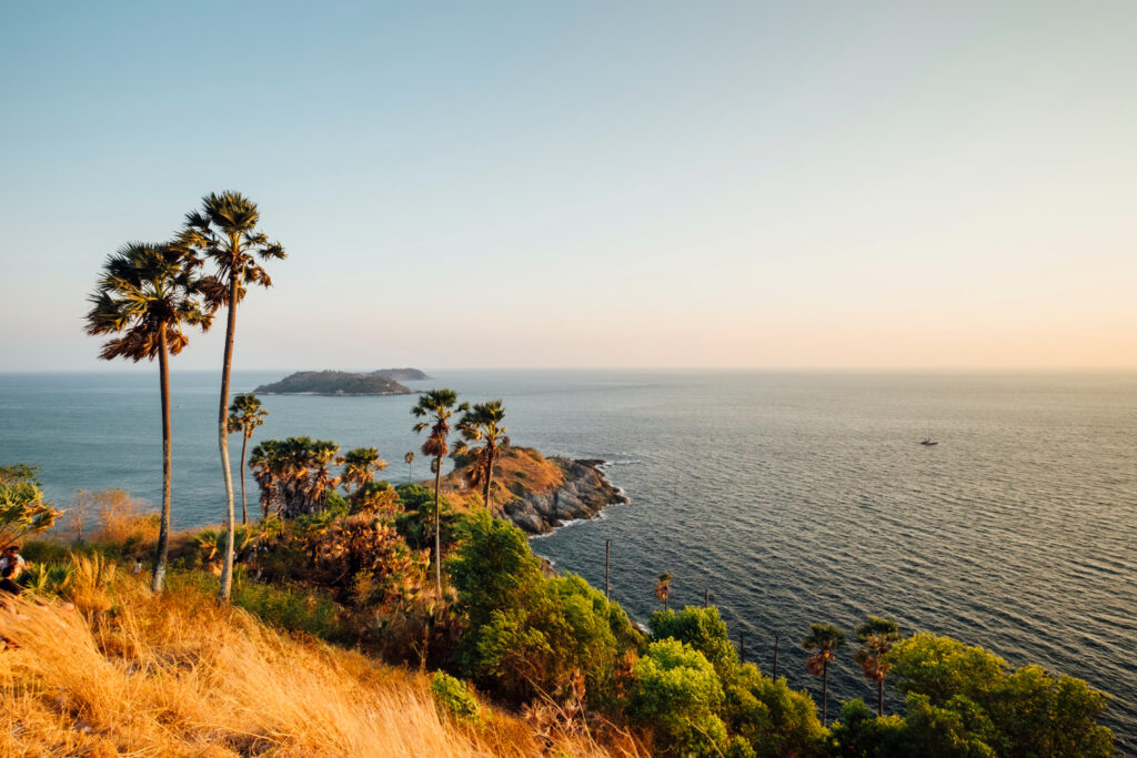 Changthai Motorbike Rent Phuket: Ваш лучший гид по исследованию Пхукета на двух колесах 11 Мыс Промтеп