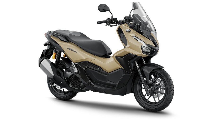 Honda ADV 160 2026 adventure scooter, full side view, price 101,900 baht in Thailand